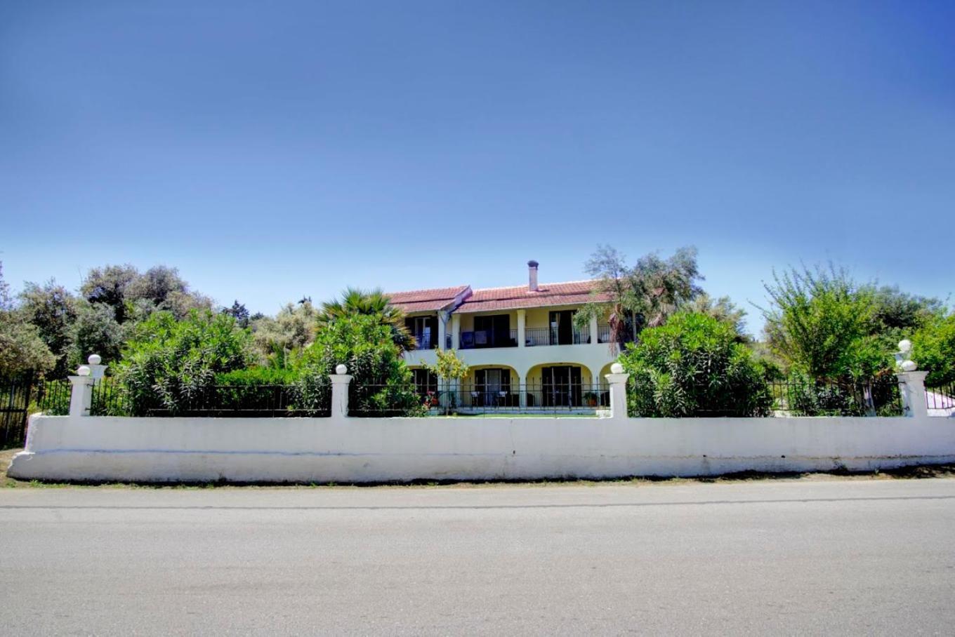 La Casa De Dalia Hotel Lefkimmi  Bagian luar foto