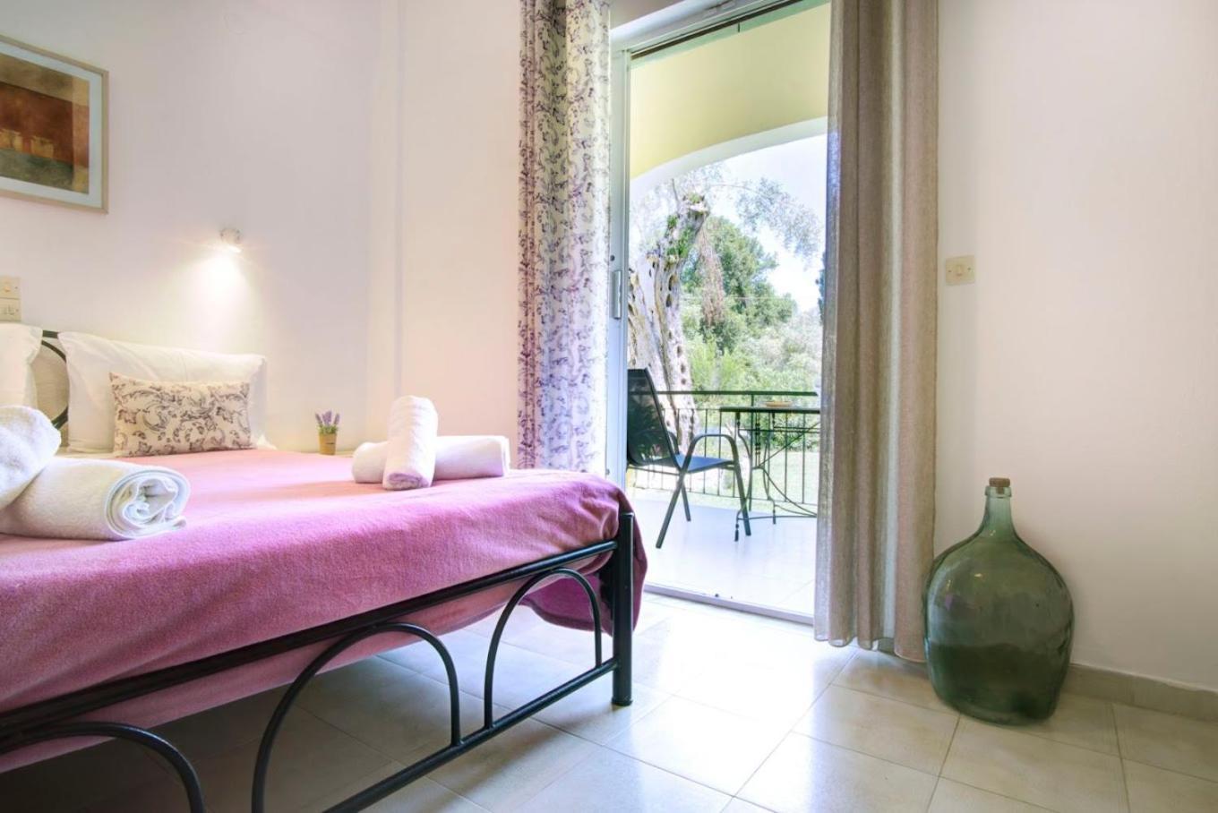 La Casa De Dalia Hotel Lefkimmi  Bagian luar foto